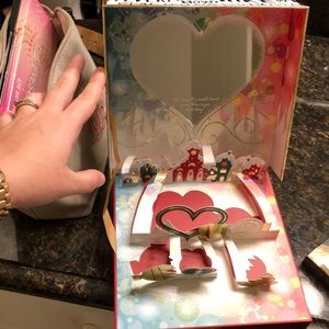 Dr Suess the Grinch face palette